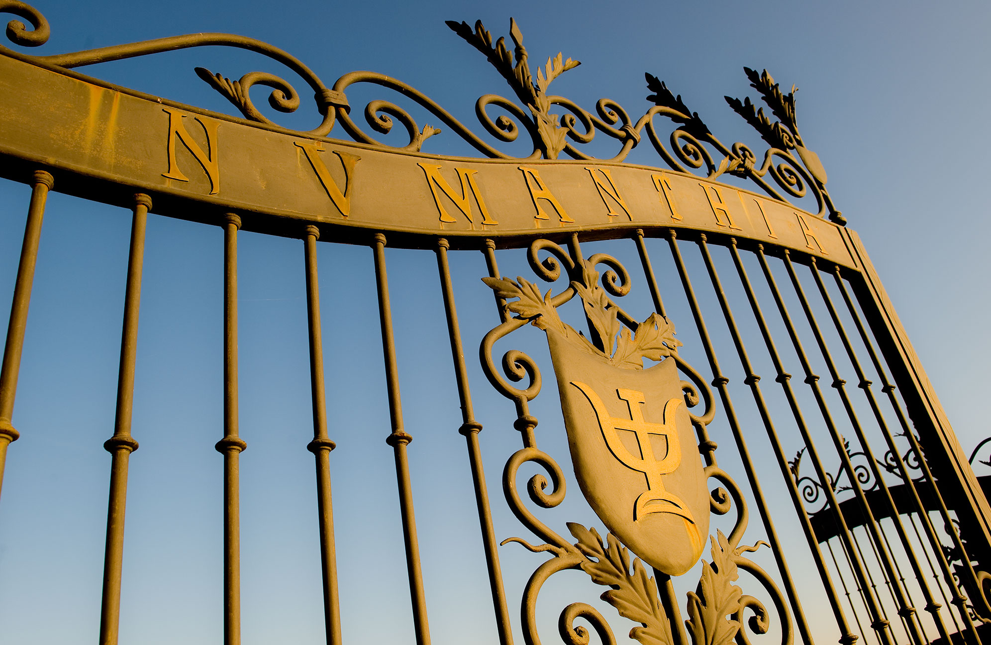 弩曼希亚酒庄入口