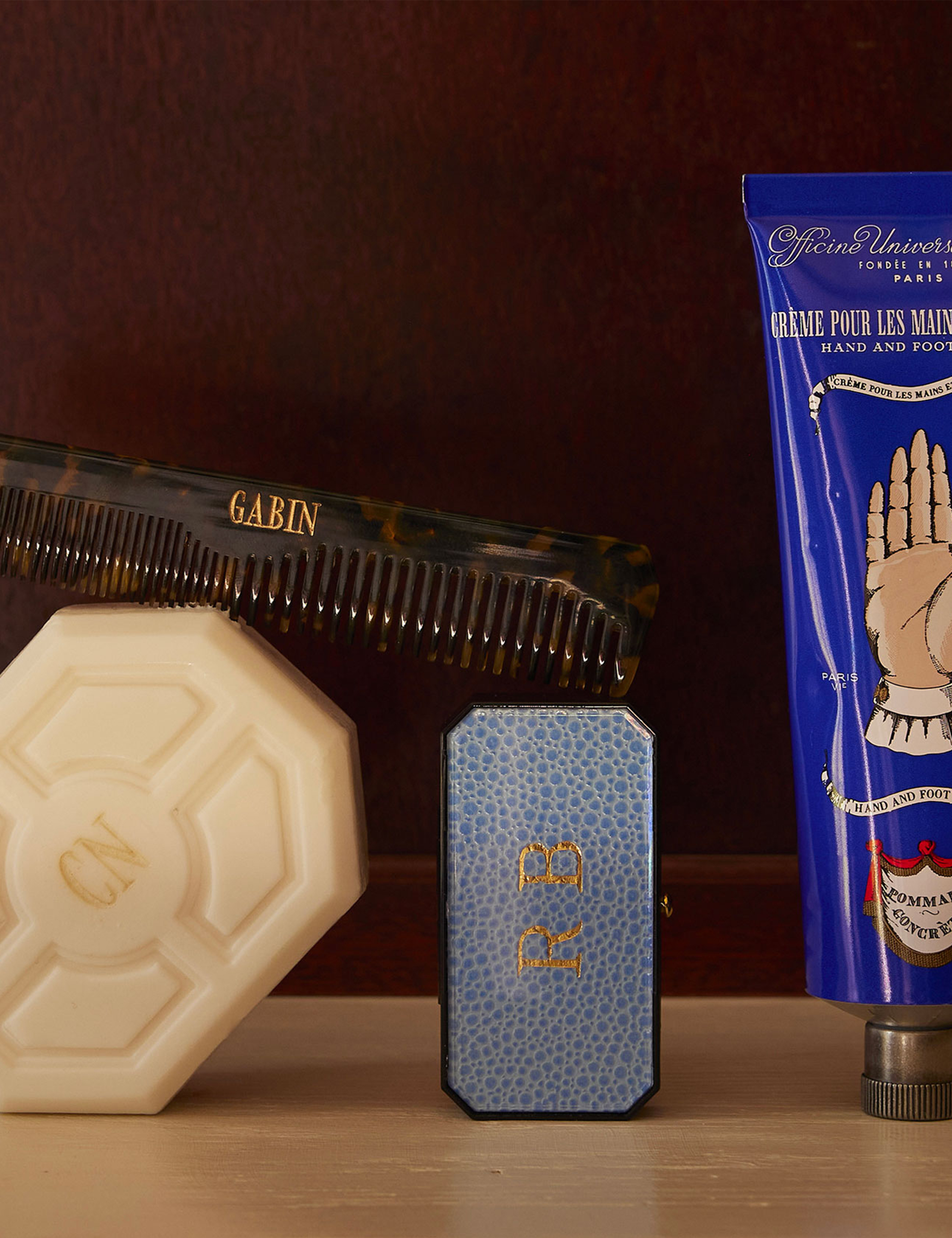 © Officine Universelle Buly