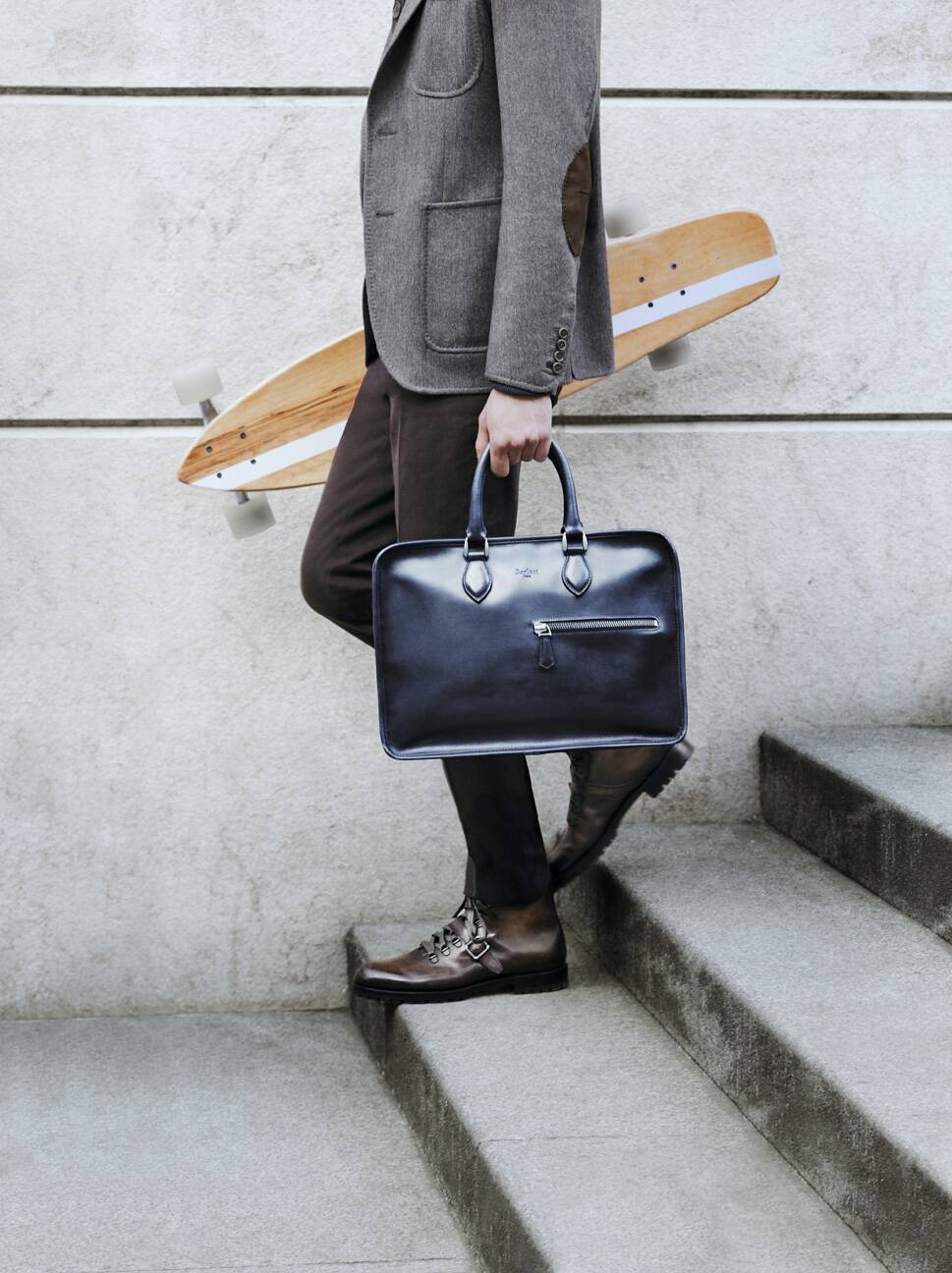 品牌经典“两天“公文包