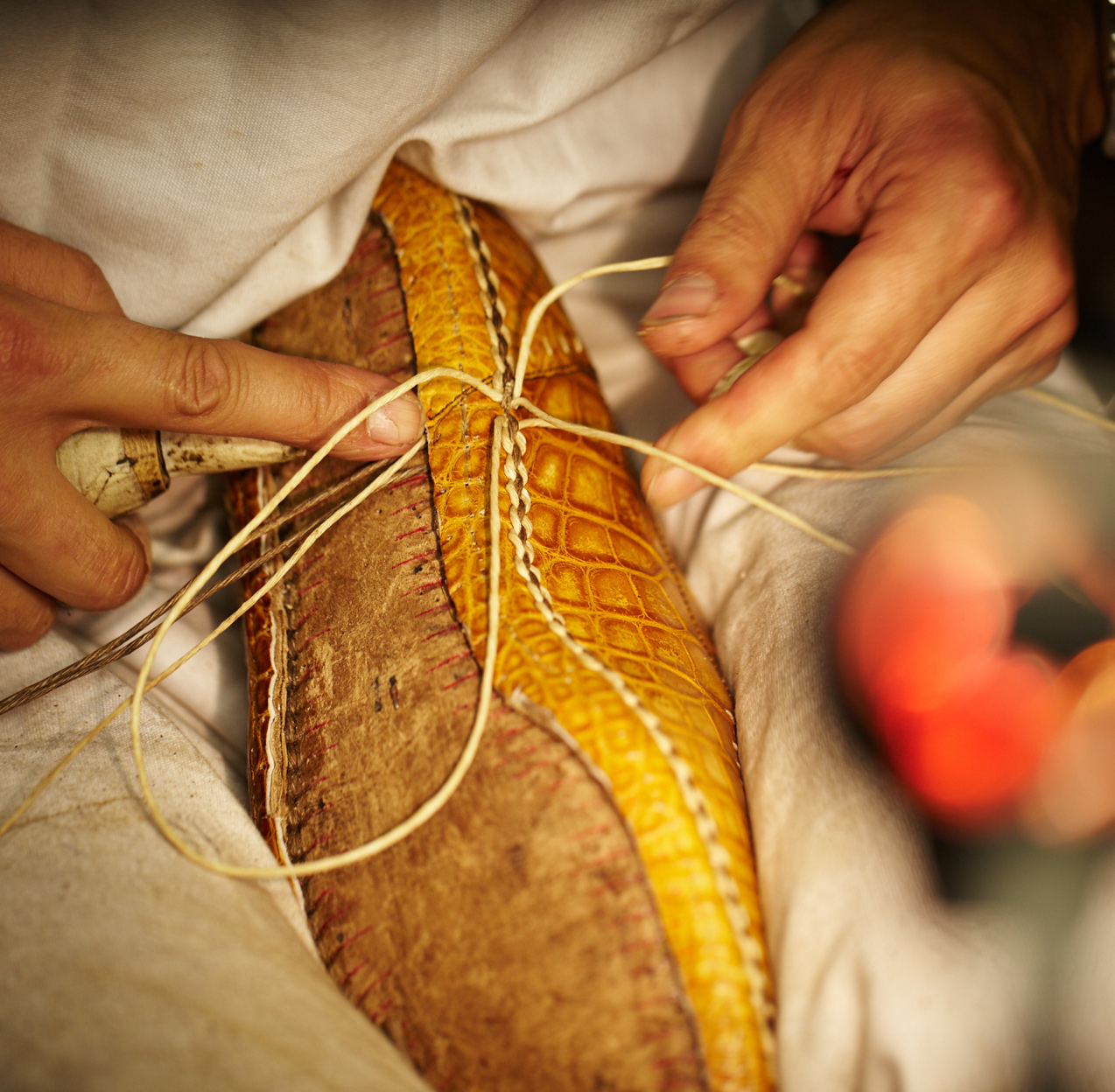 量脚定制服务 © Berluti