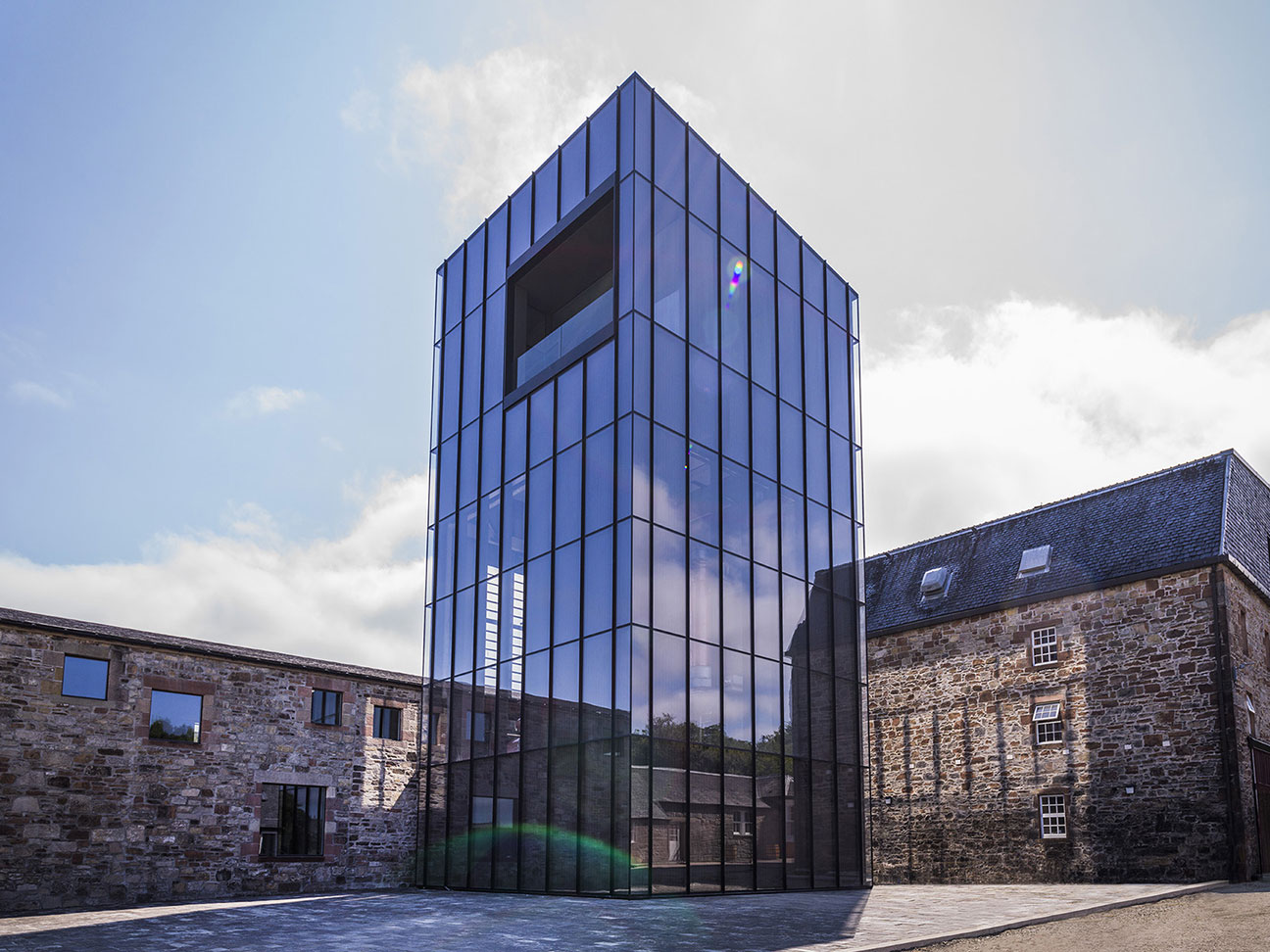 格兰杰灯塔酒厂 © Glenmorangie