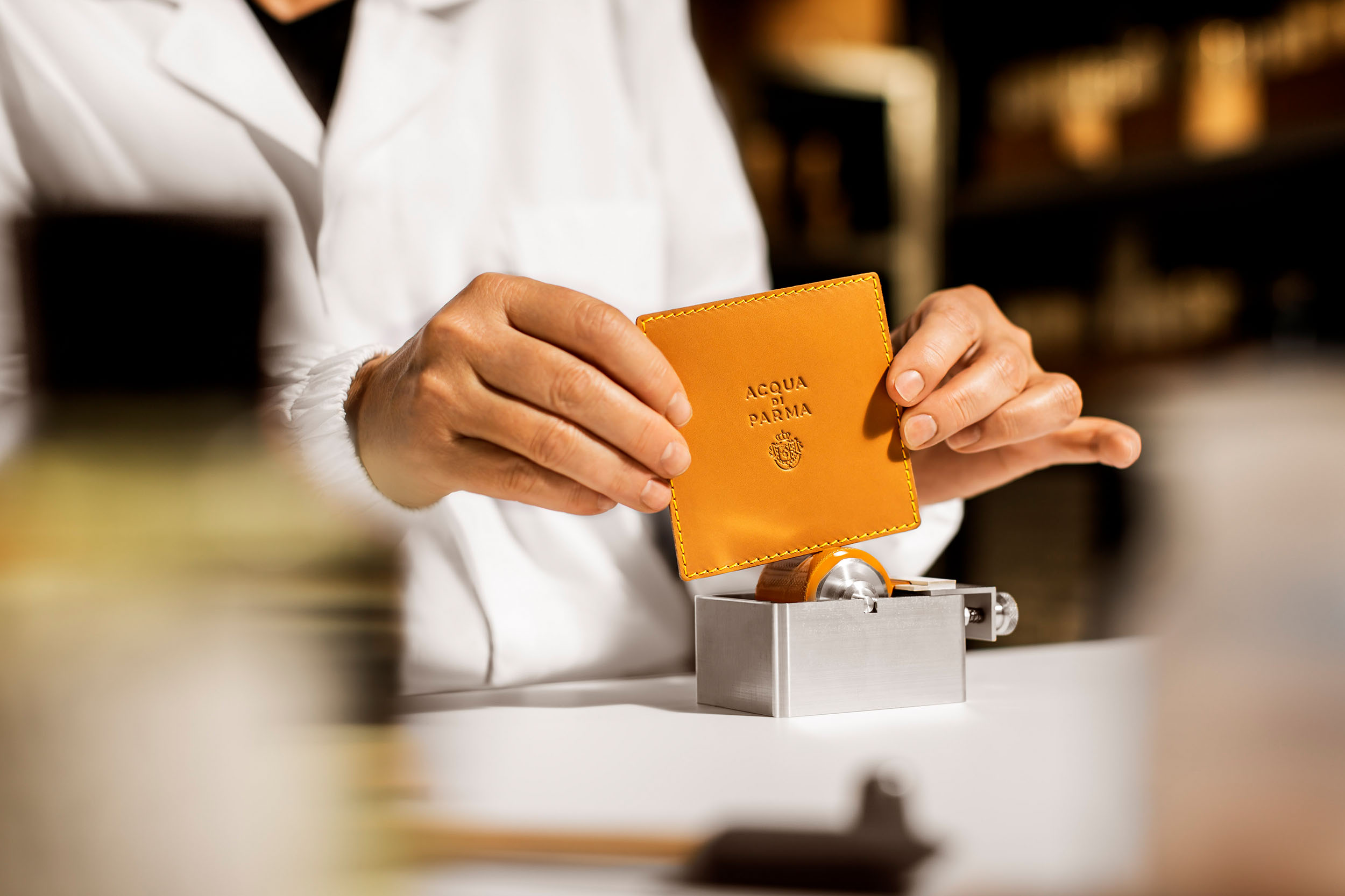 手工匠作 皮革制品 © Acqua di Parma