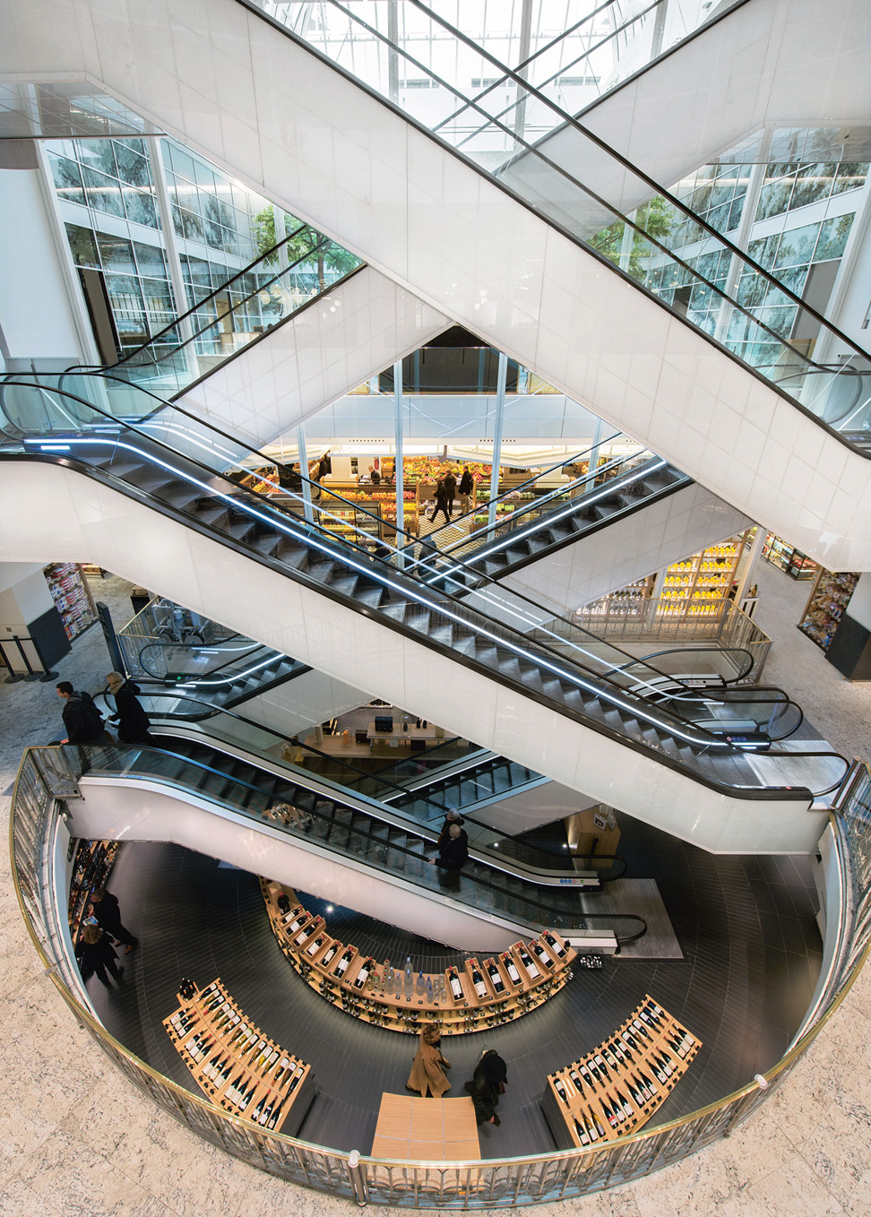 La Grande Épicerie de Paris的全新自动扶梯 © Gabriel de la Chapelle