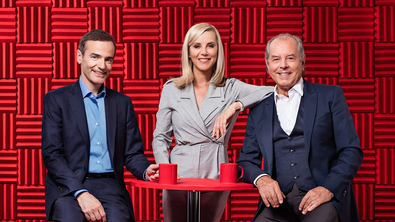 Franck Ferrand、Laurence Ferrari和Christian Morin。