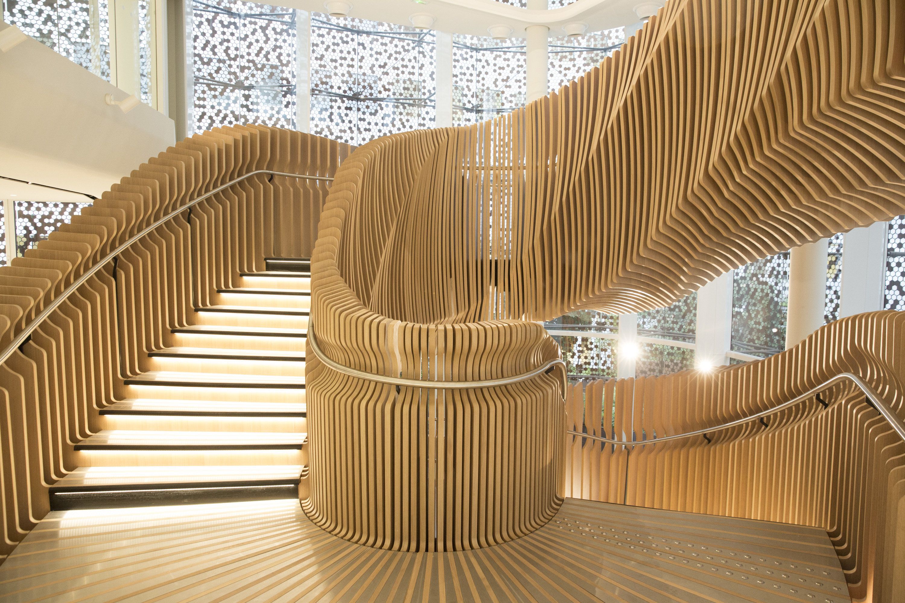 《回声报》编辑部 © 《回声报》