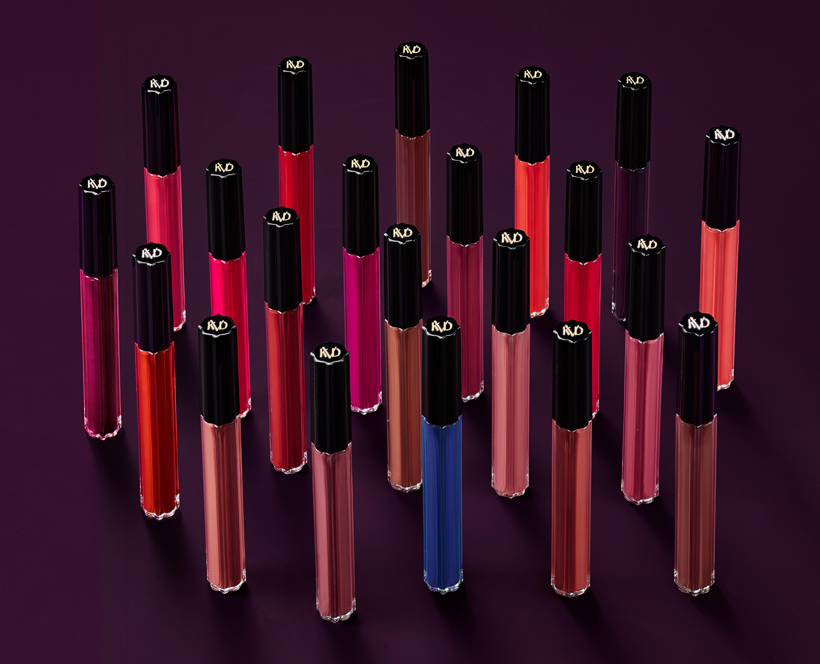 Everlasting Hyperlight Liquid Lipstick © KVD Beauty